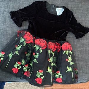 2T Girls black dress